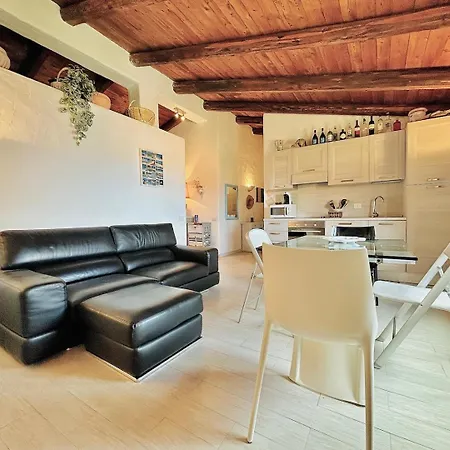 Wonderful Window- Parcheggio - Wi-fi - 5min Da - By Coral Apartamento *